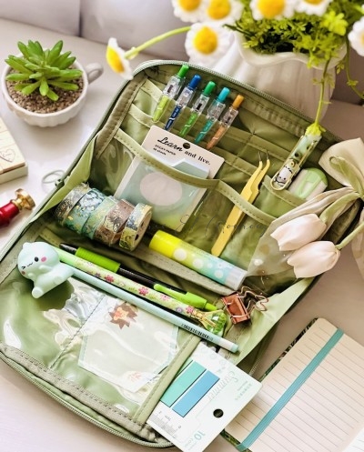 Trousse  Florale Pastel