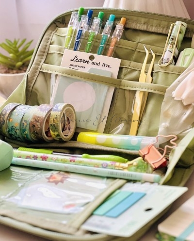 Trousse  Florale Pastel