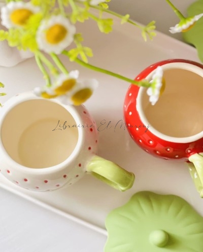 Mug en Céramique avec Couvercle en Forme de Fraise