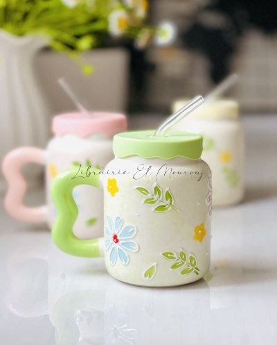 Mug en Céramique  avec Couvercle et Paille en Verre - Collection Florale Pastelle