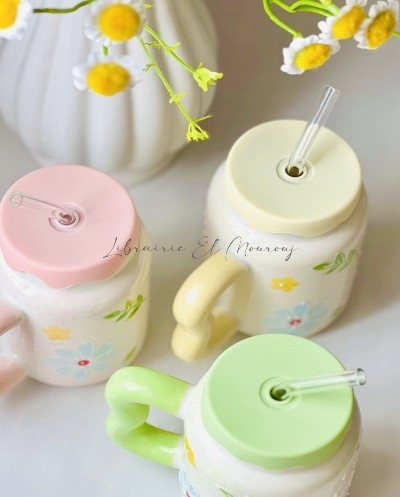 Mug en Céramique  avec Couvercle et Paille en Verre - Collection Florale Pastelle