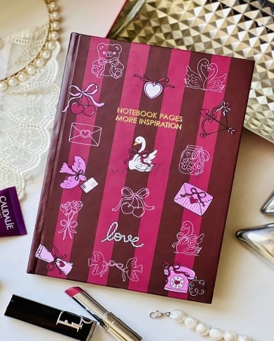 Notebook Coquet Rétro – Rayures & Motifs Vintage By Printme