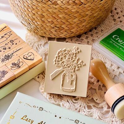 Wooden stamp lazy Afternoon 🌻
.
.
.
.
#woodenstamp #journaling #bulletjournal #scrapbooking #artsit
